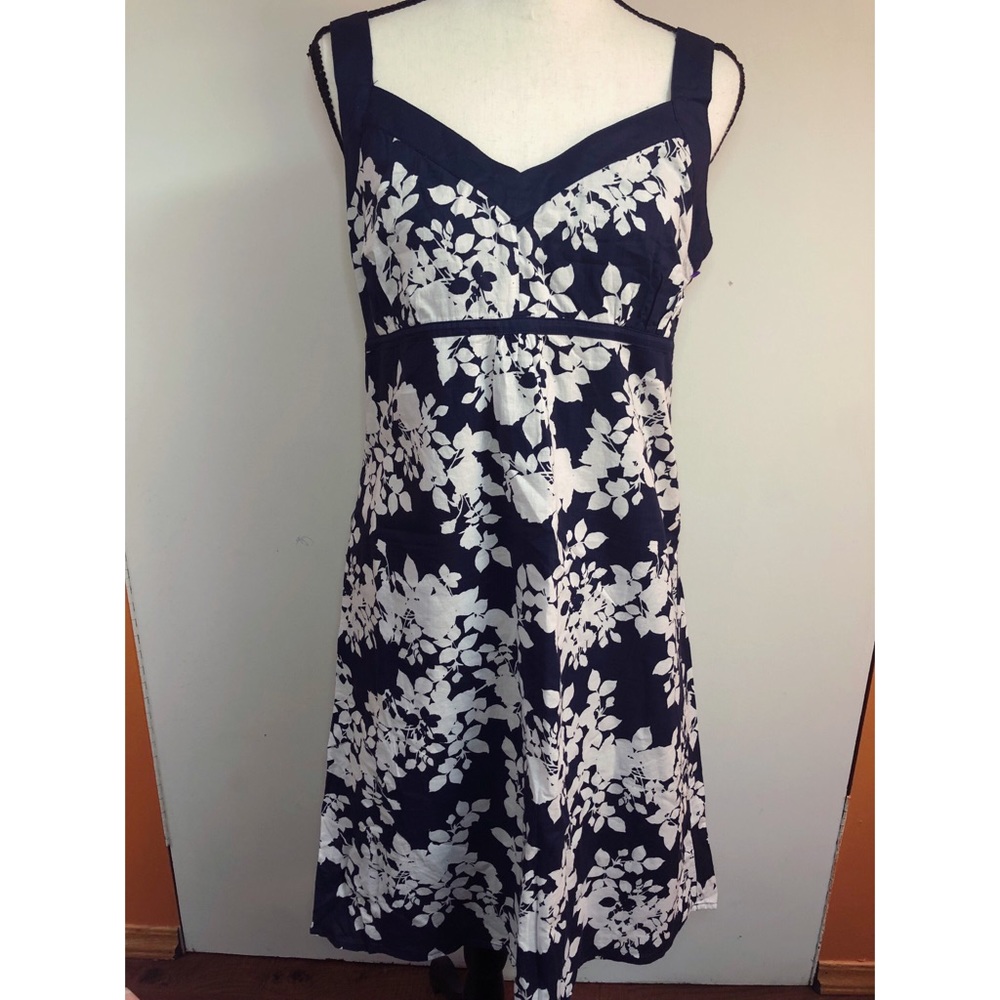 Liz Claiborne Floral Navy Blue and White Dress